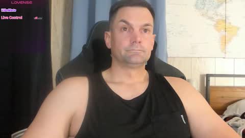 Snapshot of mr_mac69 chatting on January 2025 02:19:02 AM Cam online show from January 2025 02:19:02 AM