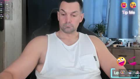 Cam online show from March 2026 05:42:01 PM