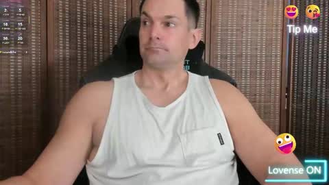 Cam online show from March 2026 05:16:02 PM