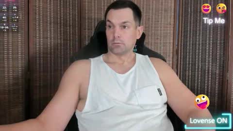 Snapshot of mr_mac69 chatting on March 2026 09:10:01 PM Cam online show from March 2026 09:10:01 PM