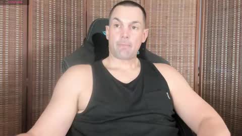 Snapshot of mr_mac69 chatting on March 2026 09:04:02 PM Cam online show from March 2026 09:04:02 PM