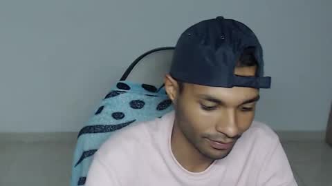 Max online show from November 2025 12:52:01 PM