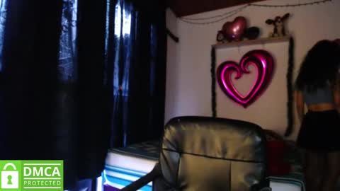 Snapshot of mr_mrscurie chatting on December 2024 09:52:01 PM Mr  Mrs Curie online show from December 2024 09:52:01 PM