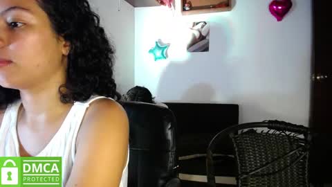 Snapshot of mr_mrscurie chatting on January 2025 01:29:01 AM Mr  Mrs Curie online show from January 2025 01:29:01 AM