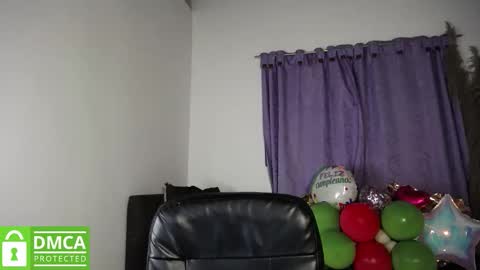 Snapshot of mr_mrscurie chatting on October 2025 02:58:02 AM Mr  Mrs Curie online show from October 2025 02:58:02 AM