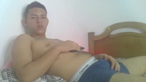 Snapshot of mr_sharkmaster777 chatting on January 2025 05:33:01 PM mr_sharkmaster777 online show from January 2025 05:33:01 PM