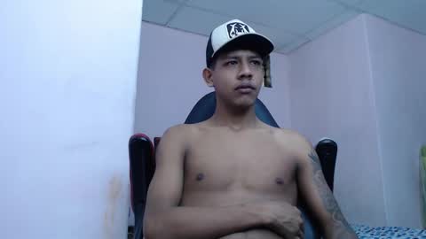 Snapshot of mr_stiven_ chatting on January 2025 02:55:01 AM mr_stiven_ online show from January 2025 02:55:01 AM