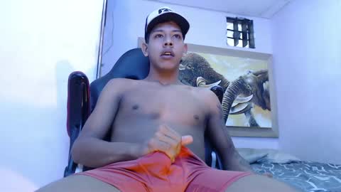 Snapshot of mr_stiven_ chatting on February 2025 06:23:01 AM mr_stiven_ online show from February 2025 06:23:01 AM