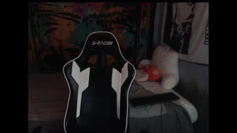 mr_strawberry online show from September 2025 09:14:02 AM