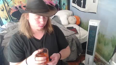 mr_strawberry online show from June 2026 05:47:02 PM