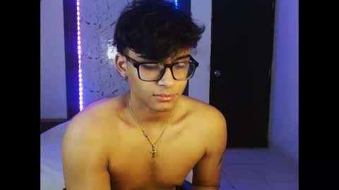 Snapshot of mr_yisuz chatting on May 2026 11:18:01 AM yisuz online show from May 2026 11:18:01 AM