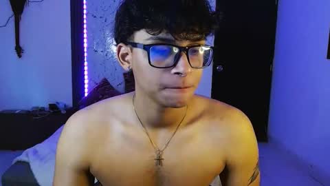 Snapshot of mr_yisuz chatting on June 2026 11:49:02 AM yisuz online show from June 2026 11:49:02 AM