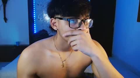 Snapshot of mr_yisuz chatting on June 2026 12:05:02 PM yisuz online show from June 2026 12:05:02 PM