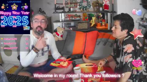 Snapshot of mrandmrsswetness84 chatting on January 2025 10:48:02 AM MrAndMrsSwetness84 online show from January 2025 10:48:02 AM