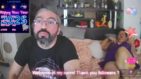 Snapshot of mrandmrsswetness84 chatting on January 2025 10:30:02 PM MrAndMrsSwetness84 online show from January 2025 10:30:02 PM