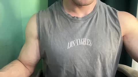 Mrbiceps23 online show from December 2024 02:22:02 PM