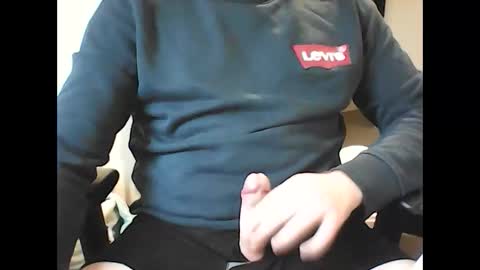 Snapshot of mrbig01242 chatting on January 2025 03:47:02 PM mrbig01242 online show from January 2025 03:47:02 PM
