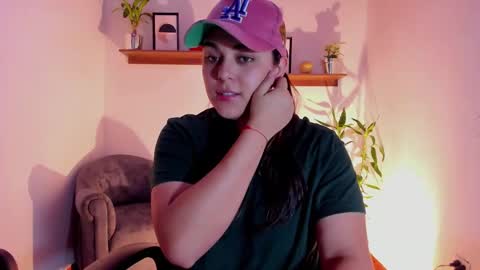 Laura online show from February 2025 02:31:01 AM