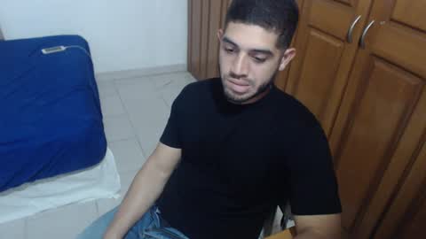 Snapshot of mrcum24 chatting on January 2025 03:32:02 AM Will online show from January 2025 03:32:02 AM