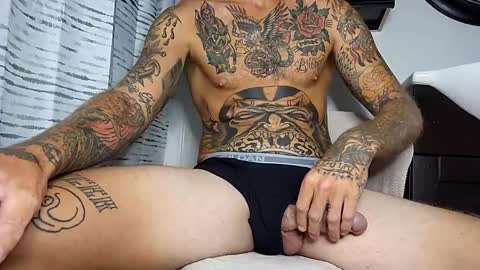 Snapshot of mremy chatting on January 2025 12:06:01 AM Rem M online show from January 2025 12:06:01 AM