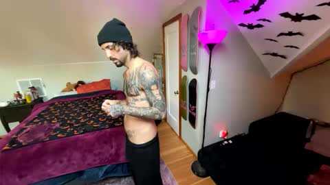 mrfanceypants online show from November 2025 09:02:02 PM