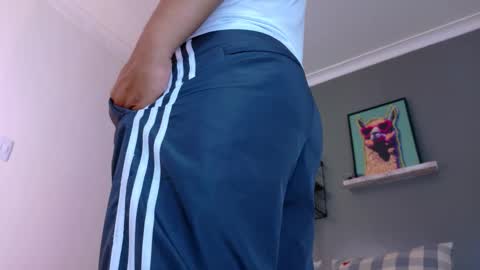 Mr Fox online show from March 2026 06:23:02 PM