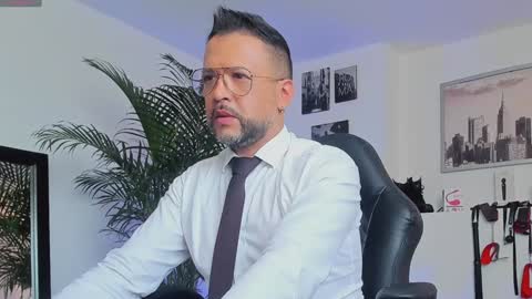 MrFrank. online show from January 2025 02:36:02 PM