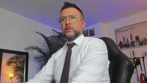 MrFrank. online show from January 2025 12:43:01 PM