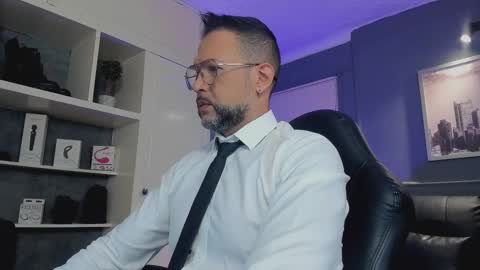 MrFrank. online show from September 2025 01:22:01 PM