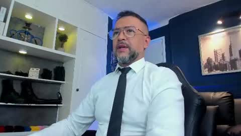 Snapshot of mrfrank_tattoo chatting on June 2026 02:26:02 PM MrFrank. online show from June 2026 02:26:02 PM