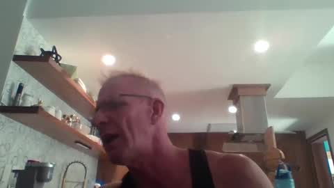 MrFunTimeforYou online show from November 2025 07:01:02 PM