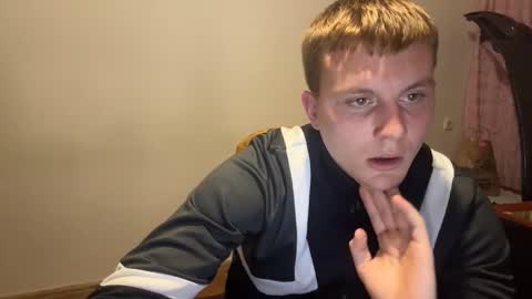 Max online show from October 2025 07:12:02 PM