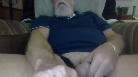 Snapshot of mrhollar chatting on April 2026 12:23:01 AM mrhollar online show from April 2026 12:23:01 AM