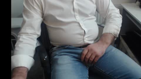 Snapshot of mrhorny_2023 chatting on January 2025 07:06:02 AM Your Mister online show from January 2025 07:06:02 AM