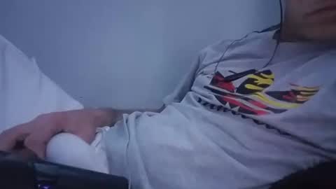 Snapshot of mrj1979 chatting on December 2024 10:16:01 AM mrj1979 online show from December 2024 10:16:01 AM