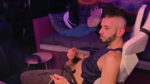 Snapshot of mrlongplay835366 chatting on February 2026 04:13:01 AM mrlongplay835366 online show from February 2026 04:13:01 AM