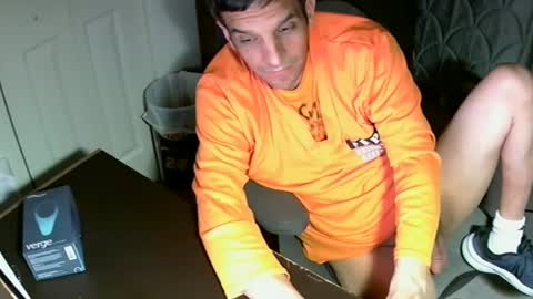 Snapshot of mrmarcxxcam chatting on October 2025 03:04:01 AM MrMarc online show from October 2025 03:04:01 AM