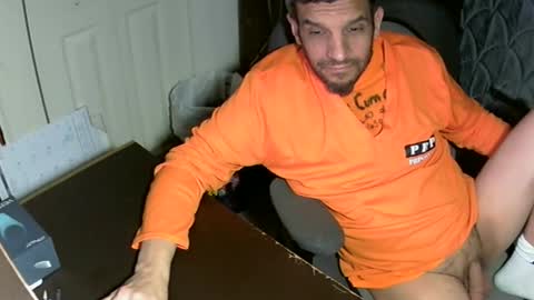 Snapshot of mrmarcxxcam chatting on January 2026 04:16:01 AM MrMarc online show from January 2026 04:16:01 AM