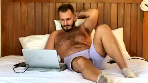Snapshot of mrmaxiy chatting on June 2026 08:22:02 AM Max online show from June 2026 08:22:02 AM