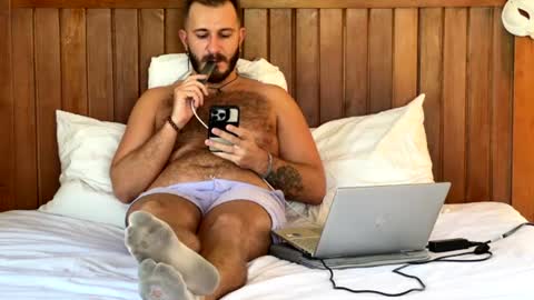 Snapshot of mrmaxiy chatting on June 2026 08:13:01 AM Max online show from June 2026 08:13:01 AM