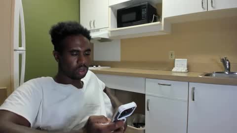 mromg007 online show from November 2025 02:29:01 PM