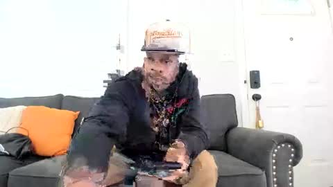 Snapshot of mromg007 chatting on May 2026 01:52:02 PM mromg007 online show from May 2026 01:52:02 PM