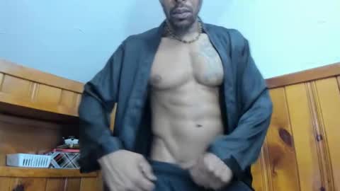 Snapshot of mromg007 chatting on May 2026 01:56:01 AM mromg007 online show from May 2026 01:56:01 AM