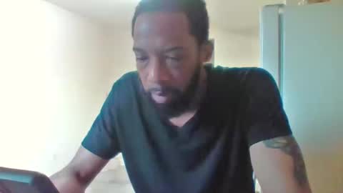 Snapshot of mrreefyreef chatting on September 2025 08:10:01 PM Zaddylongstroke online show from September 2025 08:10:01 PM