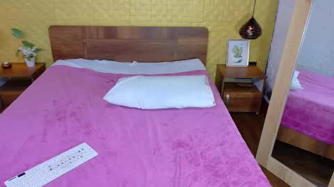 mrs_buttocks online show from March 2025 05:34:02 PM