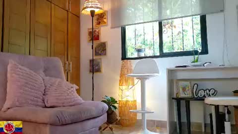 Snapshot of mrs_edha_ chatting on June 2026 03:27:01 PM Edha online show from June 2026 03:27:01 PM