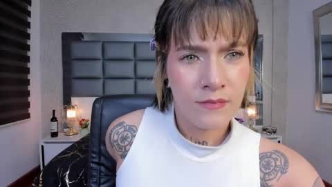 Snapshot of mrs_regina_clk chatting on June 2026 03:07:01 AM Regina online show from June 2026 03:07:01 AM
