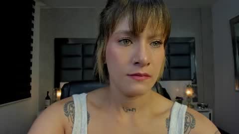 Snapshot of mrs_regina_clk chatting on June 2026 04:20:01 AM Regina online show from June 2026 04:20:01 AM