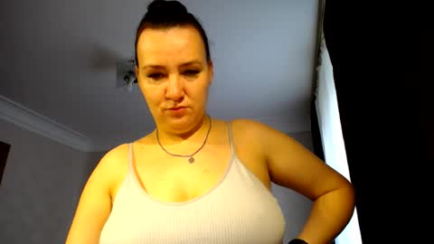 Snapshot of mrs_smith__ chatting on June 2026 07:14:01 AM mrs_smith__ online show from June 2026 07:14:01 AM