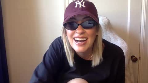 MrsPrissXO online show from April 2026 12:51:02 PM